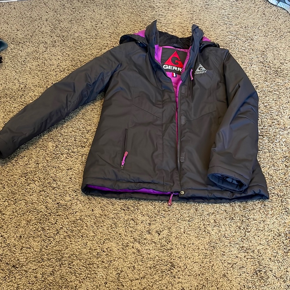 Gerry brand winter coat. Dark gray. Size small.